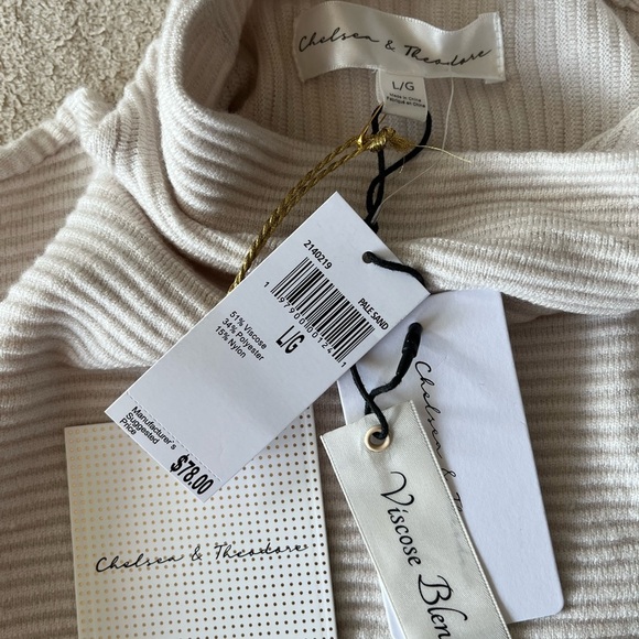 NWT Chelsea & Theodore Pale Sand Ribbed Mock Neck Sweater L - Picture 3 of 11